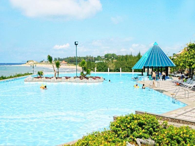 Long Hai Beach Resort Vung Tau Exteriör bild