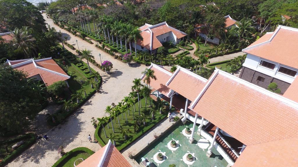 Long Hai Beach Resort Vung Tau Exteriör bild