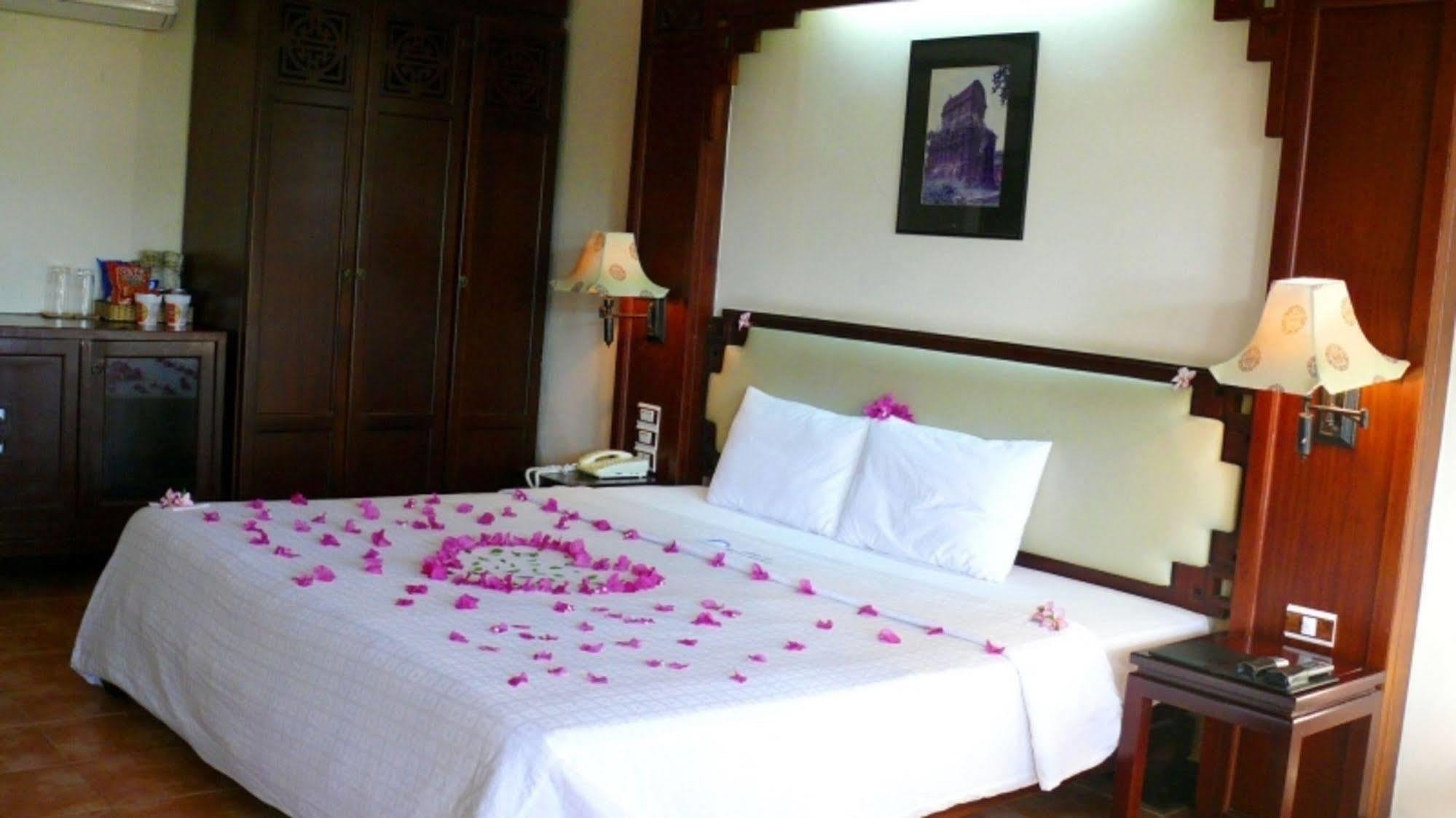 Long Hai Beach Resort Vung Tau Exteriör bild